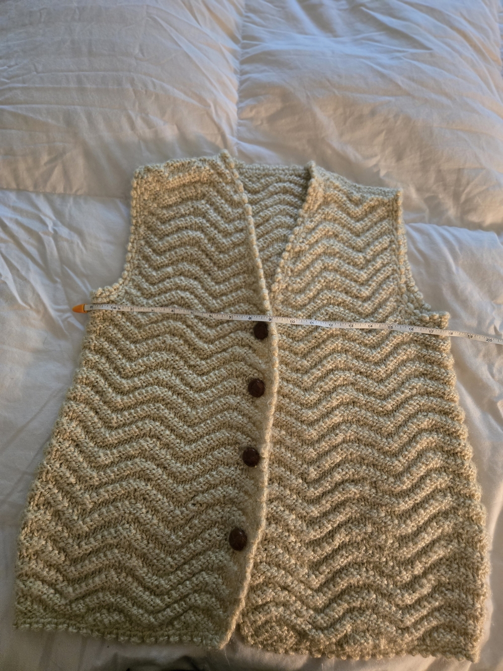 Hand-Knit Cream Zigzag V-Neck Button Vest - Women Sweater